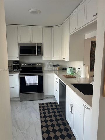 1000 NE 14th Avenue 408, Hallandale Beach, FL 33009