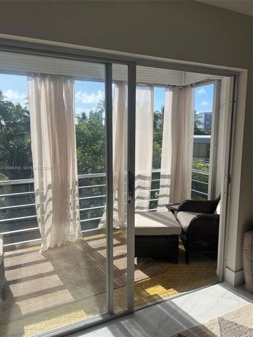 1000 NE 14th Avenue 408, Hallandale Beach, FL 33009