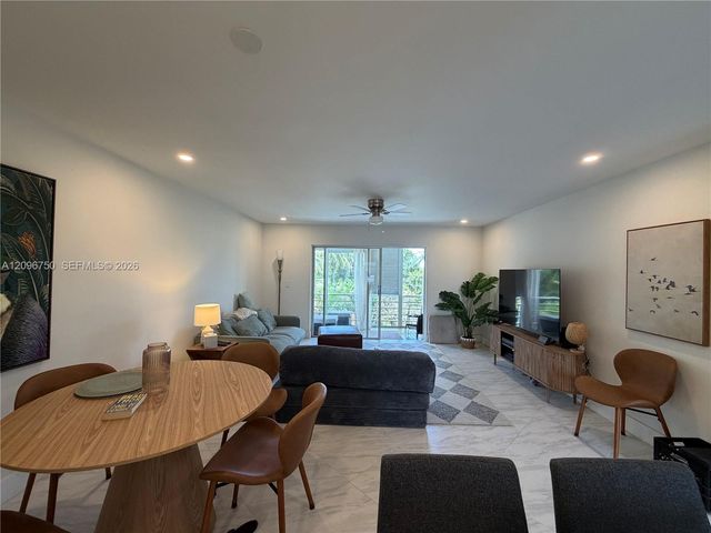 1000 NE 14th Avenue 408, Hallandale Beach, FL 33009