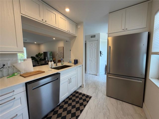 1000 NE 14th Avenue 408, Hallandale Beach, FL 33009