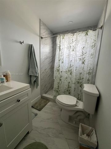 1000 NE 14th Avenue 408, Hallandale Beach, FL 33009