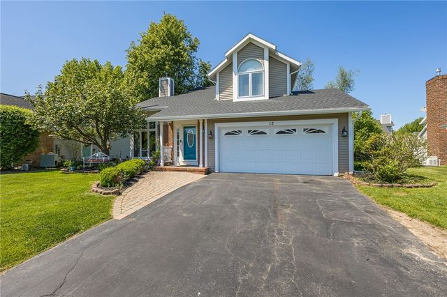 12 Hayfield, Henrietta, NY 14534