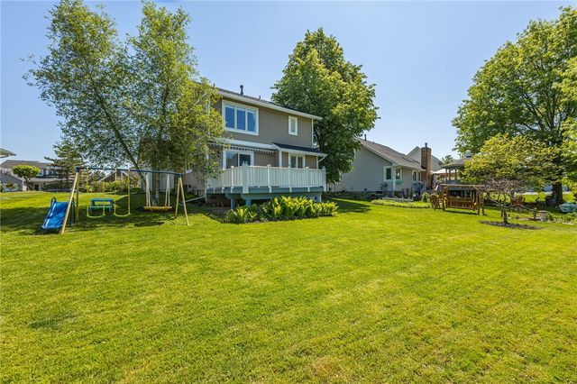 12 Hayfield, Henrietta, NY 14534