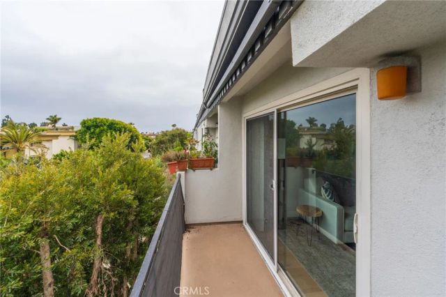 8163 Redlands Street 56, Playa Del Rey, CA 90293