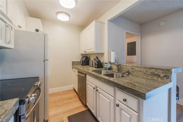 8163 Redlands Street 56, Playa Del Rey, CA 90293