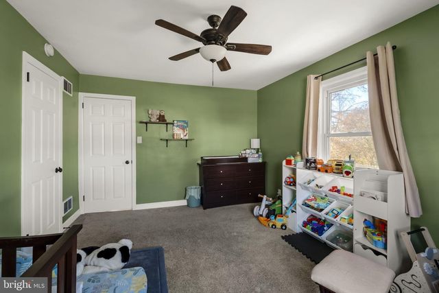 520 E LANCASTER ST, Red Lion, PA 17356