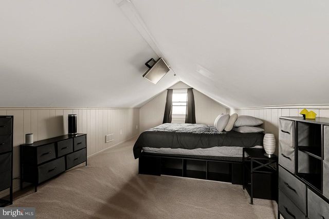 520 E LANCASTER ST, Red Lion, PA 17356