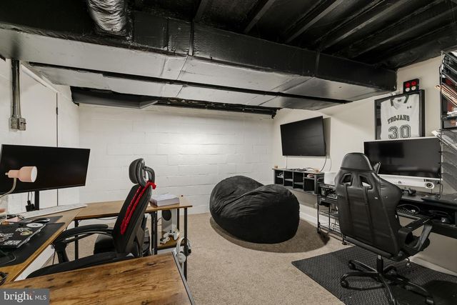 520 E LANCASTER ST, Red Lion, PA 17356