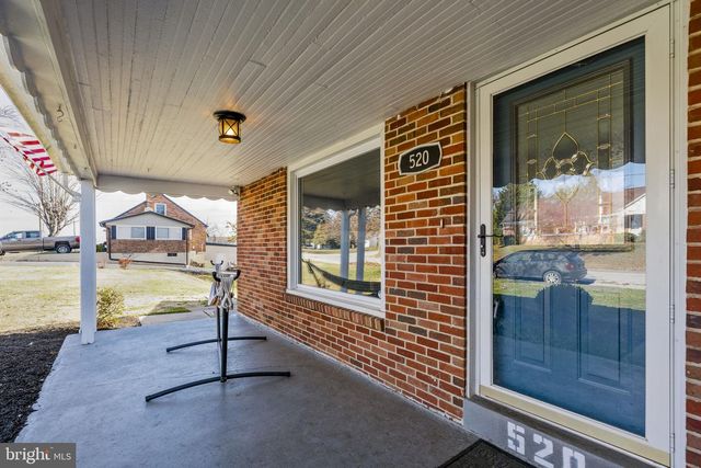 520 E LANCASTER ST, Red Lion, PA 17356