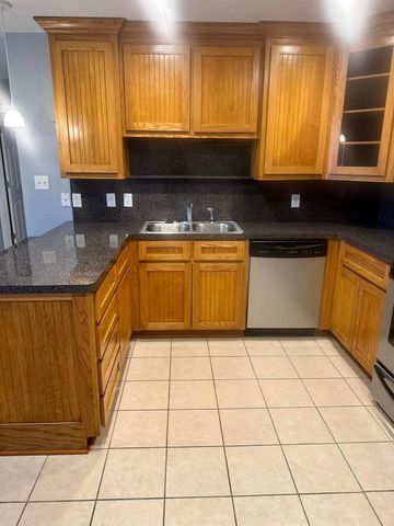 1130 E Ohio Street, Van, TX 75790