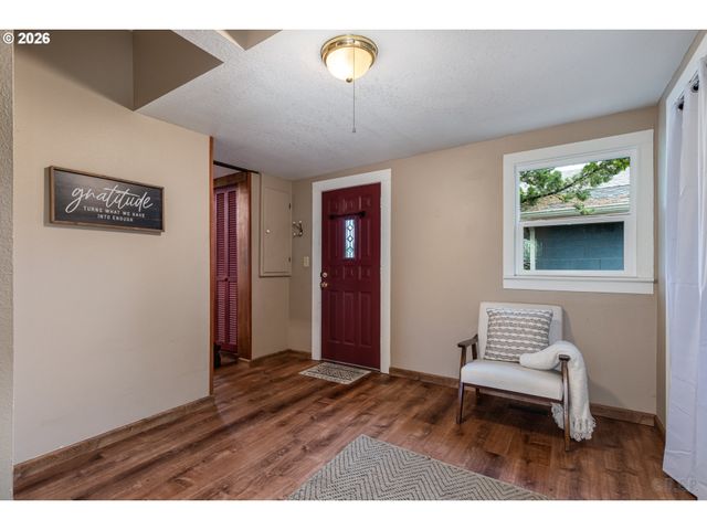 34697 PITTSBURG Rd, St Helens, OR 97051