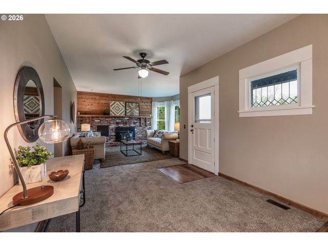 34697 PITTSBURG Rd, St Helens, OR 97051