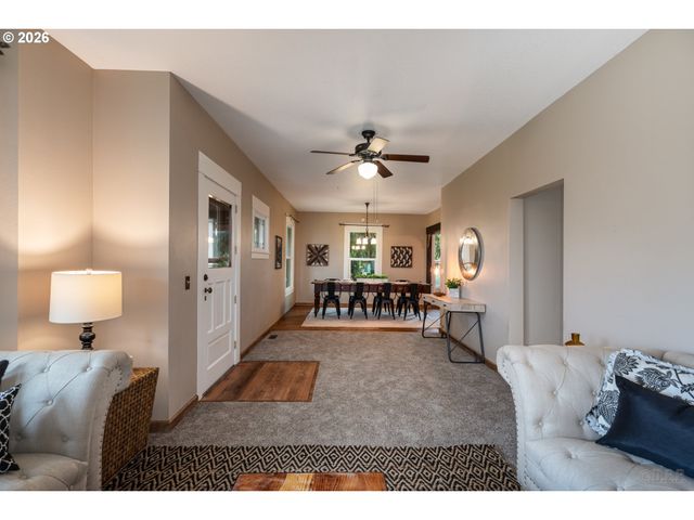 34697 PITTSBURG Rd, St Helens, OR 97051