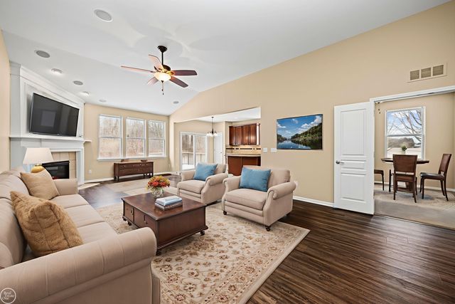 49723 Whisperwood Court, Macomb Twp, MI 48042