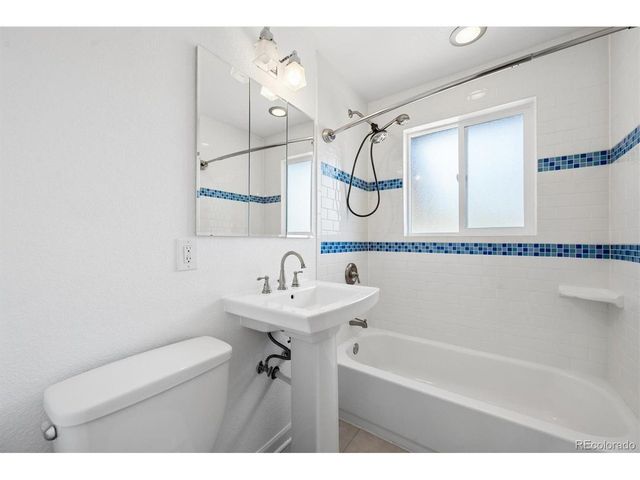 6050 Quail St, Arvada, CO 80004