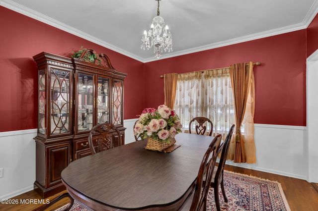 6 Johnny Drive, Farmingdale, NJ 07727