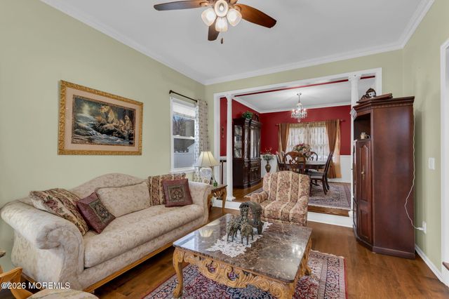 6 Johnny Drive, Farmingdale, NJ 07727