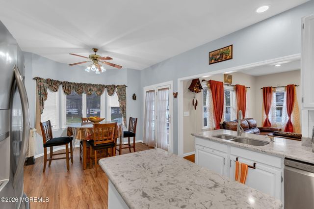 6 Johnny Drive, Farmingdale, NJ 07727