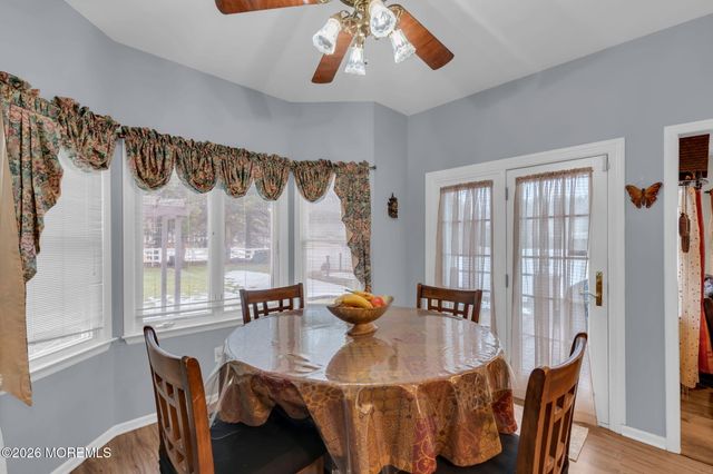 6 Johnny Drive, Farmingdale, NJ 07727