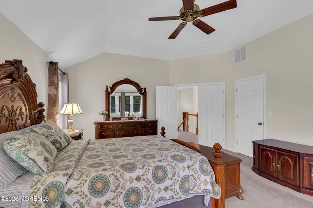 6 Johnny Drive, Farmingdale, NJ 07727