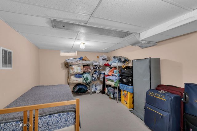 6 Johnny Drive, Farmingdale, NJ 07727