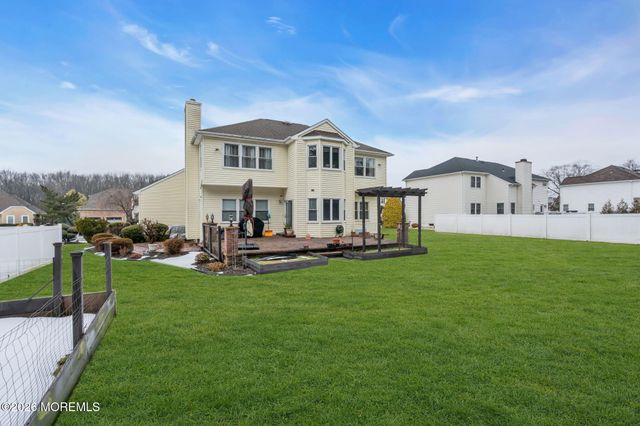 6 Johnny Drive, Farmingdale, NJ 07727