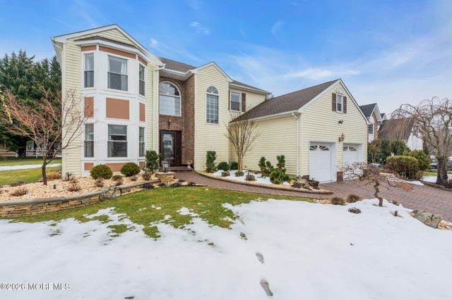 6 Johnny Drive, Farmingdale, NJ 07727