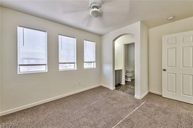 949 Medina De Leon Avenue, Henderson, NV 89015