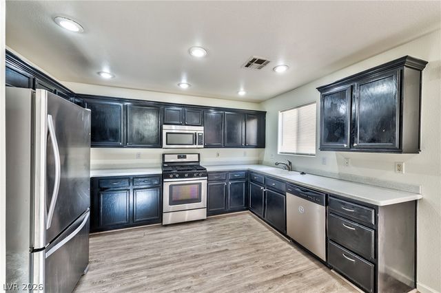 949 Medina De Leon Avenue, Henderson, NV 89015