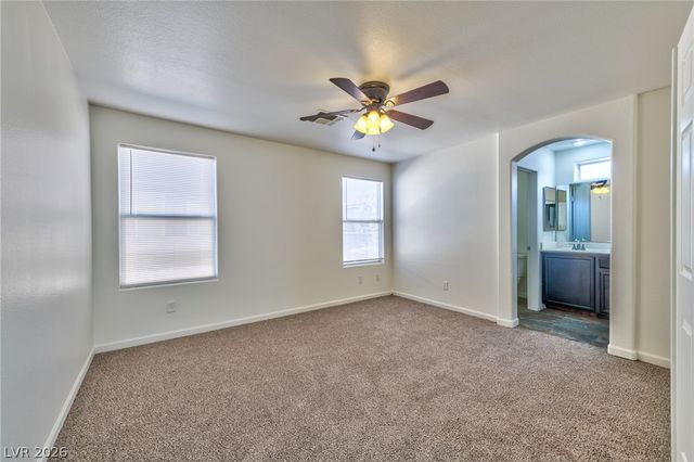 949 Medina De Leon Avenue, Henderson, NV 89015