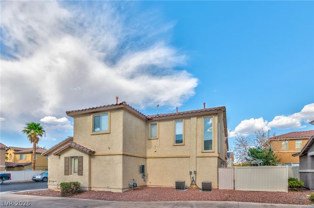 949 Medina De Leon Avenue, Henderson, NV 89015