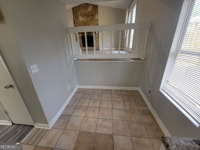 1085 Mainstreet Valley Drive, Stone Mountain, GA 30088