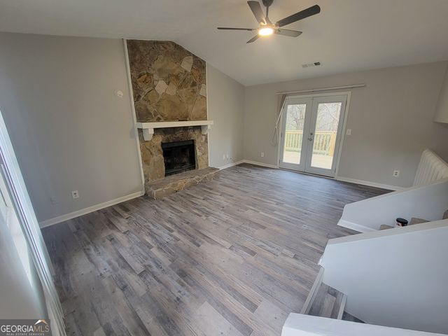 1085 Mainstreet Valley Drive, Stone Mountain, GA 30088