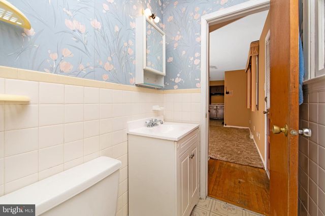 313 KINGS HWY, Clarksboro, NJ 08020