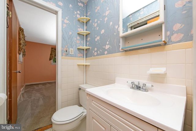 313 KINGS HWY, Clarksboro, NJ 08020