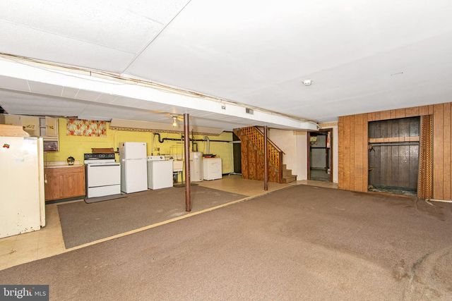 313 KINGS HWY, Clarksboro, NJ 08020