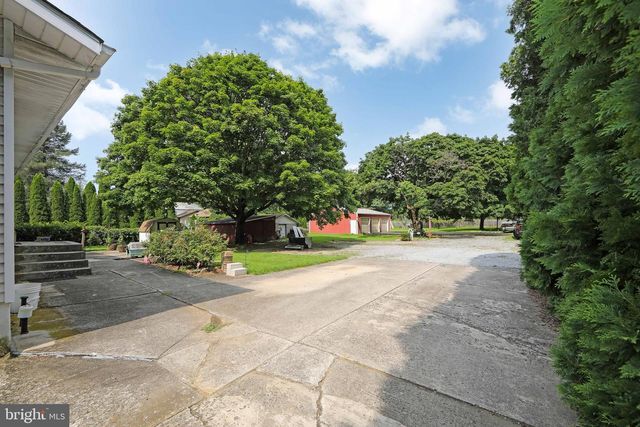 313 KINGS HWY, Clarksboro, NJ 08020