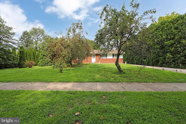 313 KINGS HWY, Clarksboro, NJ 08020