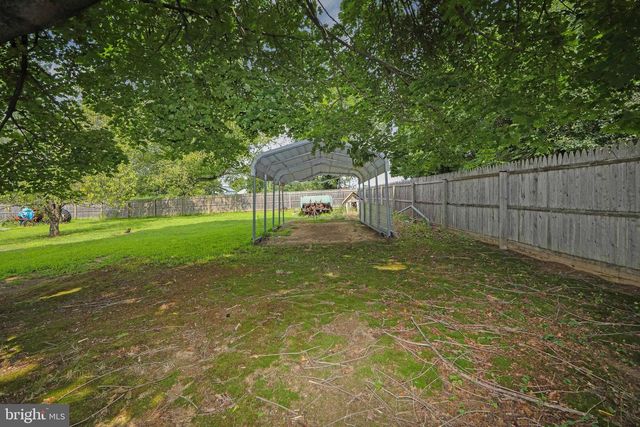 313 KINGS HWY, Clarksboro, NJ 08020