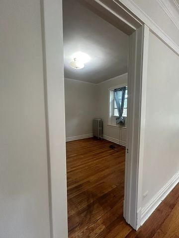 5021 W Belden Street 2W, Chicago, IL 60639