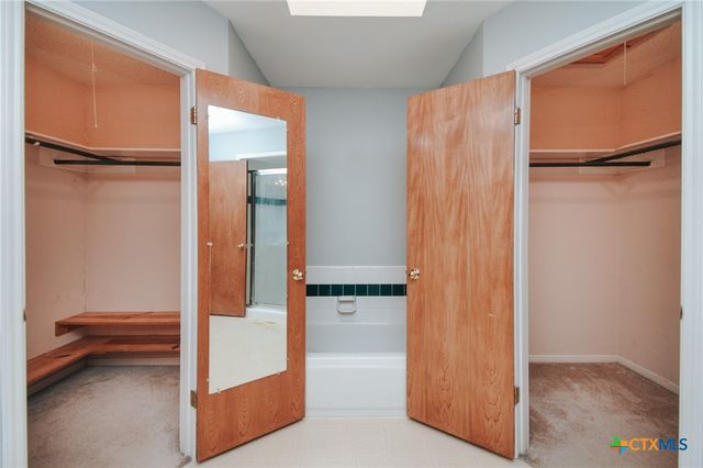 218 Sunset Drive, Victoria, TX 77901