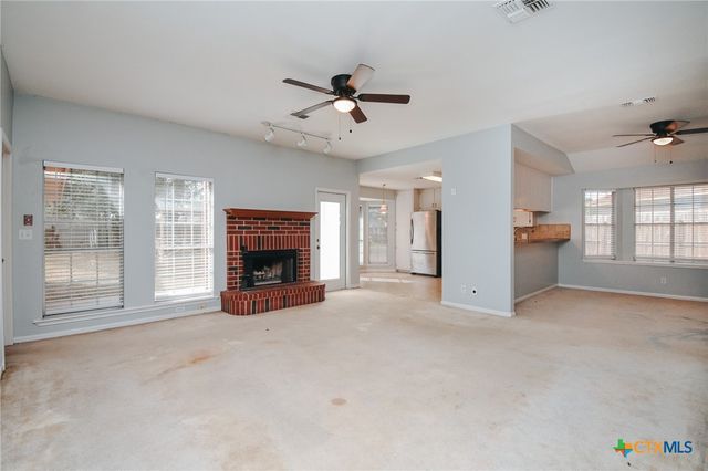 218 Sunset Drive, Victoria, TX 77901