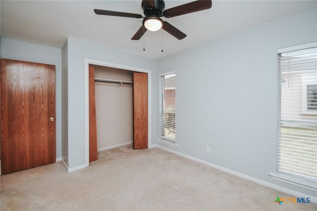 218 Sunset Drive, Victoria, TX 77901