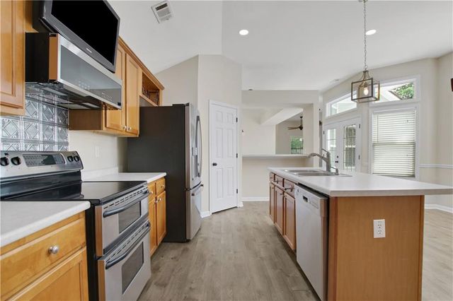 4535 Flowering Branch, Powder Springs, GA 30127