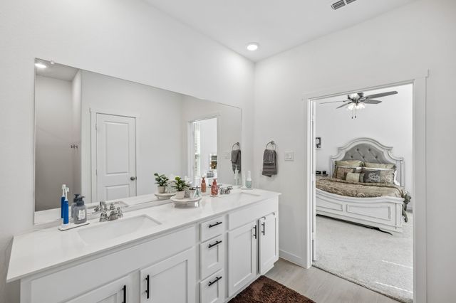 1801 Rubber Fig Lane, Mckinney, TX 75071