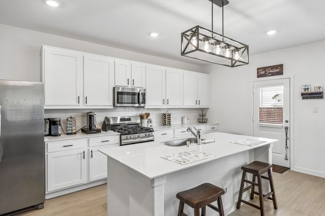 1801 Rubber Fig Lane, Mckinney, TX 75071