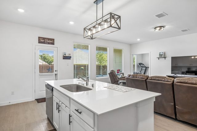 1801 Rubber Fig Lane, Mckinney, TX 75071