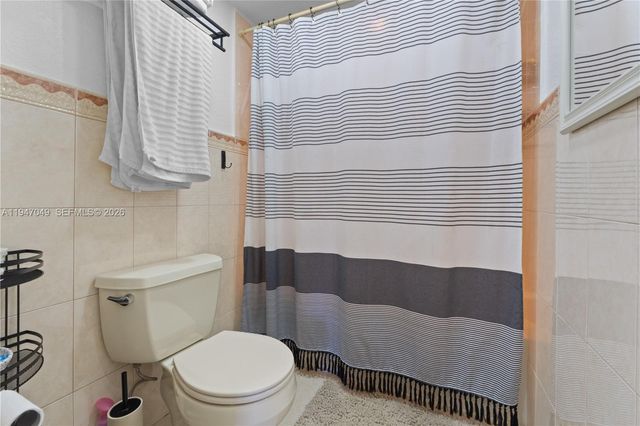 8075 SW 107th Ave 221, Miami, FL 33173