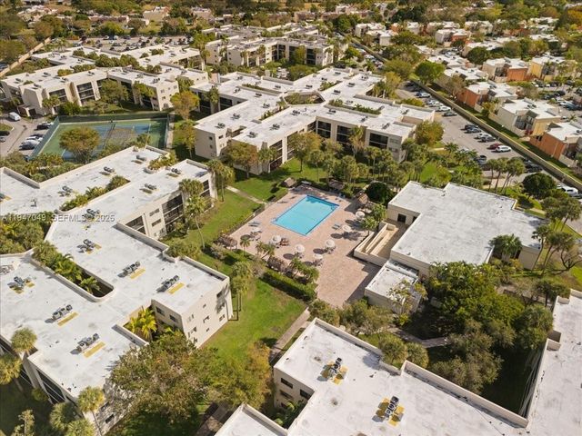 8075 SW 107th Ave 221, Miami, FL 33173