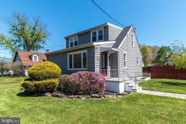 1605 N LINE ST, Lansdale, PA 19446